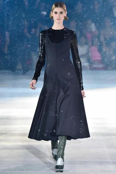 Look 53